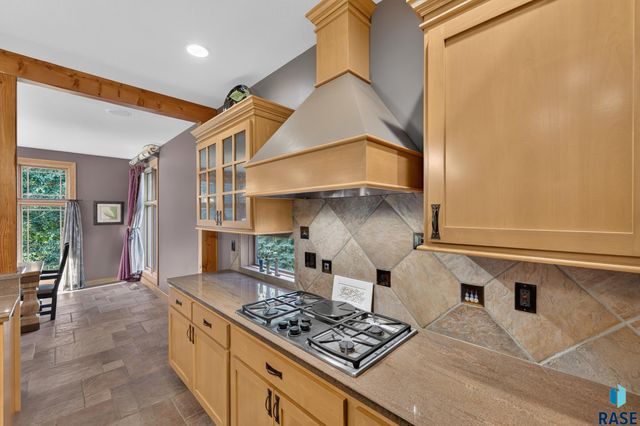 2208 W Black Rock Cir Circle, Sioux Falls, SD 57108