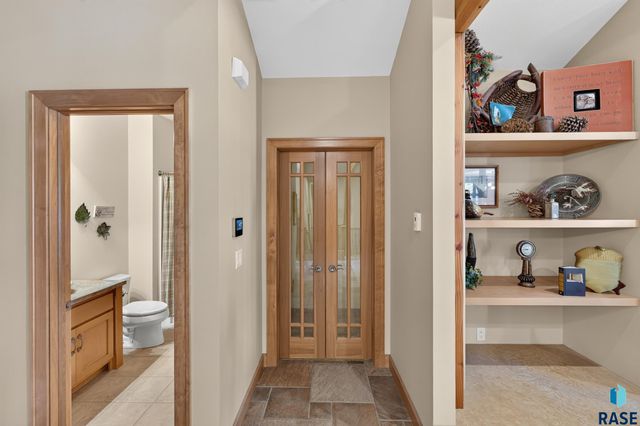 2208 W Black Rock Cir Circle, Sioux Falls, SD 57108