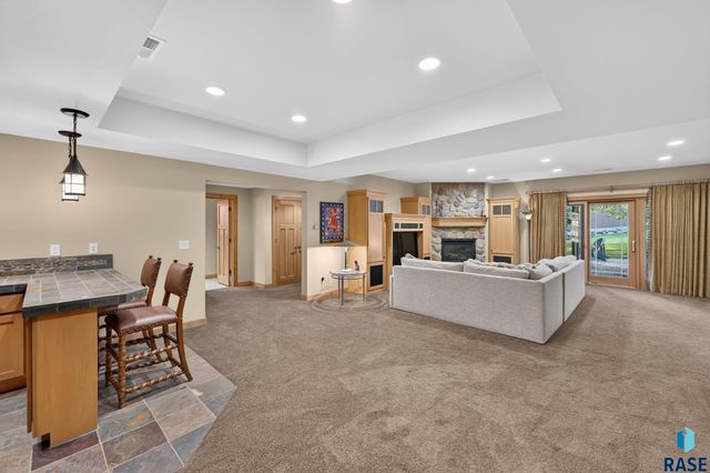 2208 W Black Rock Cir Circle, Sioux Falls, SD 57108