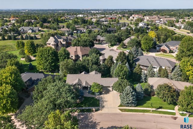 2208 W Black Rock Cir Circle, Sioux Falls, SD 57108