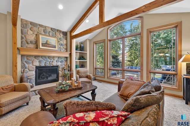2208 W Black Rock Cir Circle, Sioux Falls, SD 57108