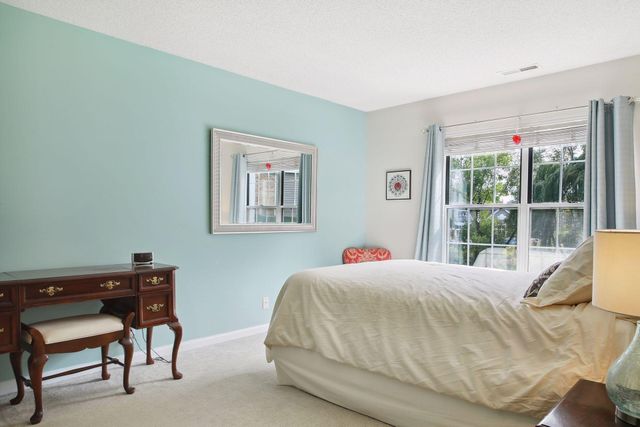 5998 Chasewood Parkway 1, Minnetonka, MN 55343