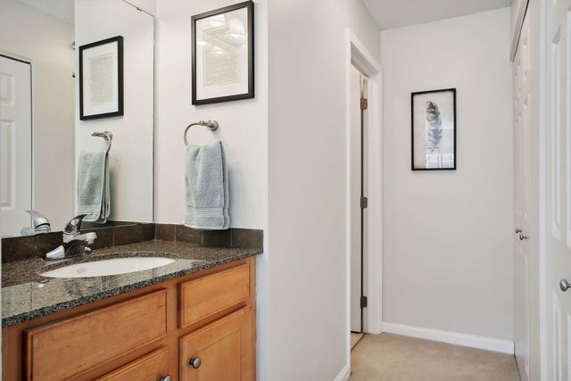 5998 Chasewood Parkway 1, Minnetonka, MN 55343