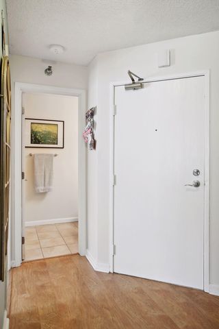 5998 Chasewood Parkway 1, Minnetonka, MN 55343