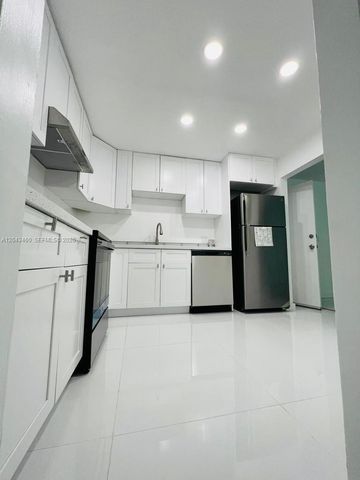 700 SE 2nd Ave 313, Deerfield Beach, FL 33441