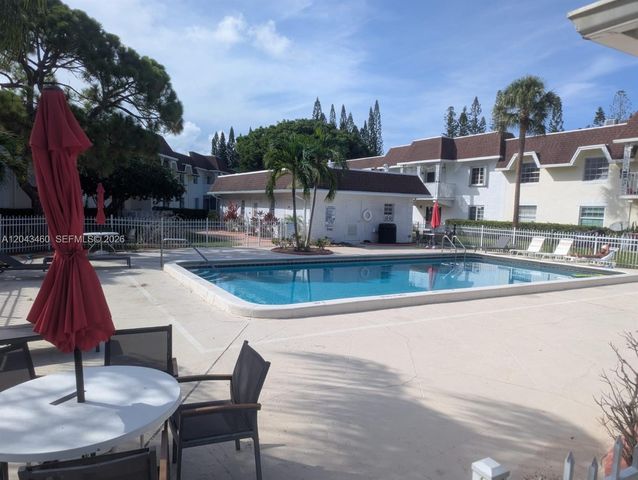 700 SE 2nd Ave 313, Deerfield Beach, FL 33441
