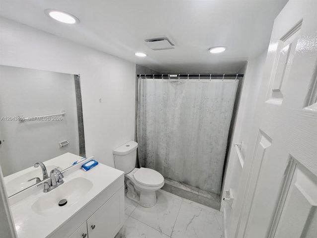 700 SE 2nd Ave 313, Deerfield Beach, FL 33441