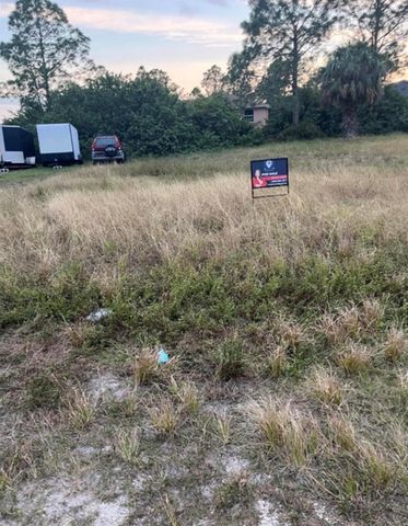 3829 23rd Street W, Lehigh Acres, FL 33971