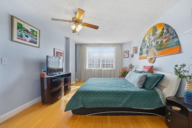 1985 S Ocean Drive 10G, Hallandale Beach, FL 33009