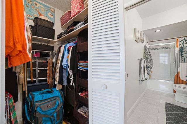 1985 S Ocean Drive 10G, Hallandale Beach, FL 33009