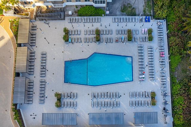 1985 S Ocean Drive 10G, Hallandale Beach, FL 33009