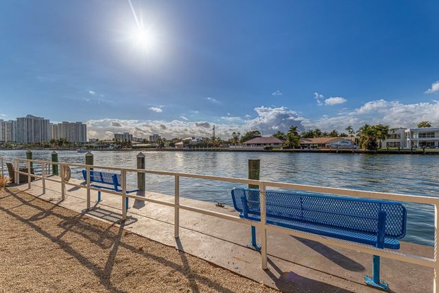 1985 S Ocean Drive 10G, Hallandale Beach, FL 33009