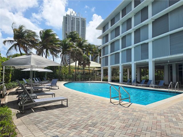 6515 Collins Ave 1610, Miami Beach, FL 33141