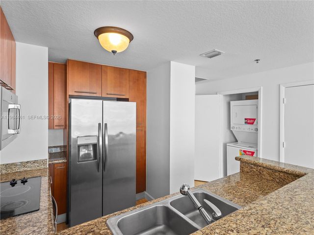 6515 Collins Ave 1610, Miami Beach, FL 33141