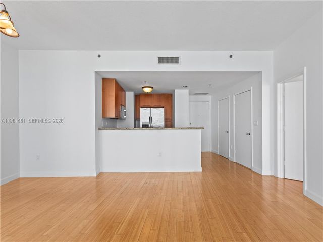 6515 Collins Ave 1610, Miami Beach, FL 33141