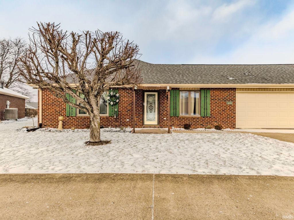 4838 E Jackson Street, Muncie, IN 47303