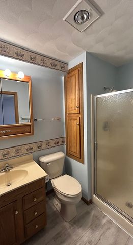 1233 47th Ave Court 16, East Moline, IL 61244