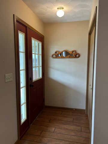1233 47th Ave Court 16, East Moline, IL 61244