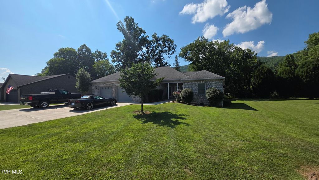 212 Alania Court, Elizabethton, TN 37643