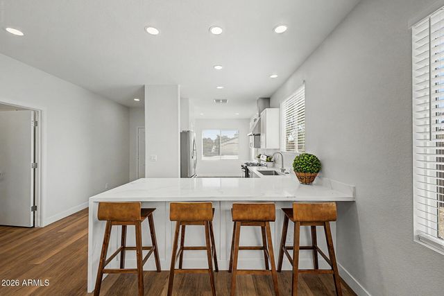 8706 W STANLEY A GOFF Drive, Tolleson, AZ 85353