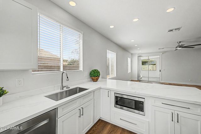 8706 W STANLEY A GOFF Drive, Tolleson, AZ 85353