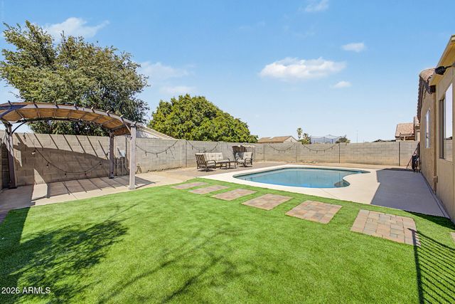 8706 W STANLEY A GOFF Drive, Tolleson, AZ 85353