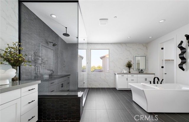 12828 Yountville, Riverside, CA 92503