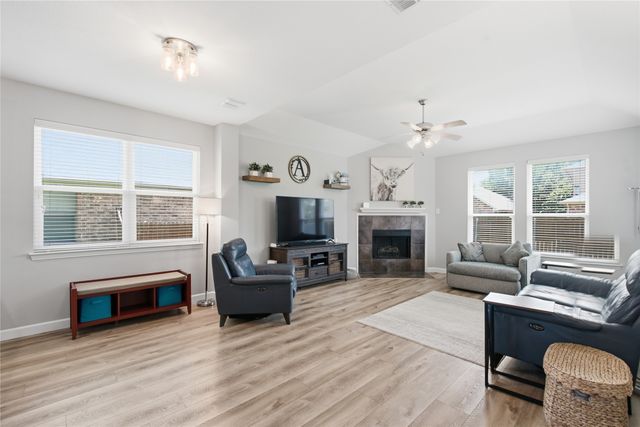 2804 Evening Mist Drive, Little Elm, TX 75068