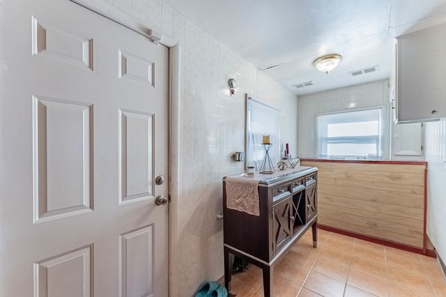10213 W LYNDALE Street, Melrose Park, IL 60164