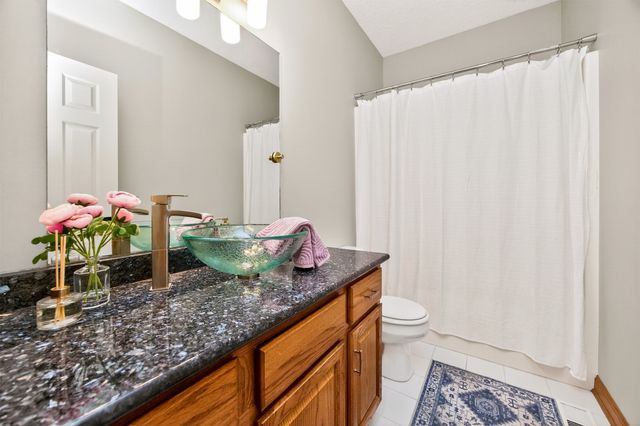 8130 Heather Bow Court, Johnston, IA 50131