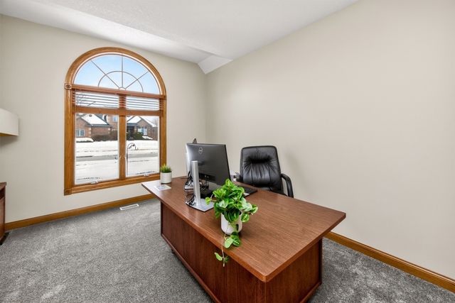 8130 Heather Bow Court, Johnston, IA 50131