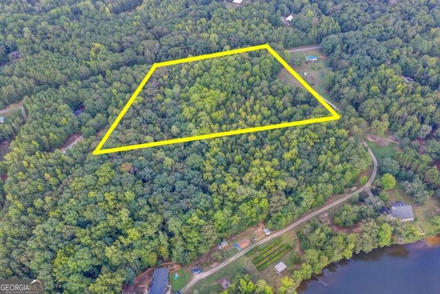 325 Huff Lake Road, Bogart, GA 30622