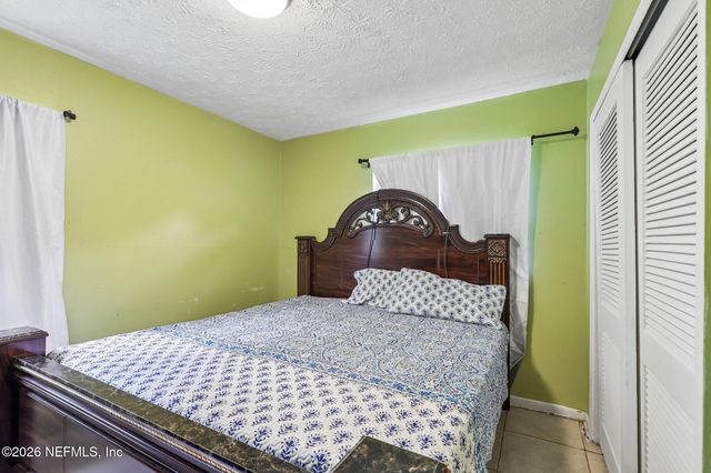 6733 CHERBOURG Avenue S, Jacksonville, FL 32205