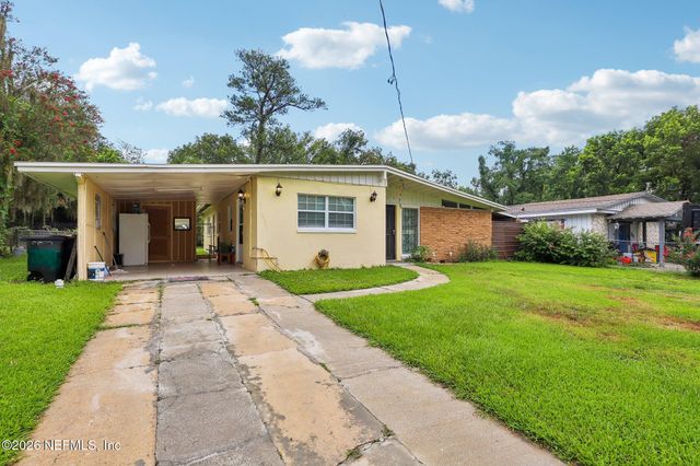 6733 CHERBOURG Avenue S, Jacksonville, FL 32205