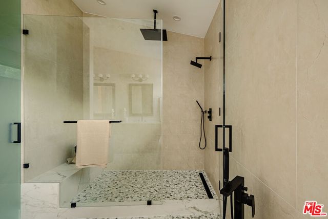 3021 Kelton Avenue, Los Angeles, CA 90034