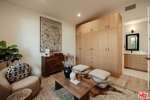 3021 Kelton Avenue, Los Angeles, CA 90034