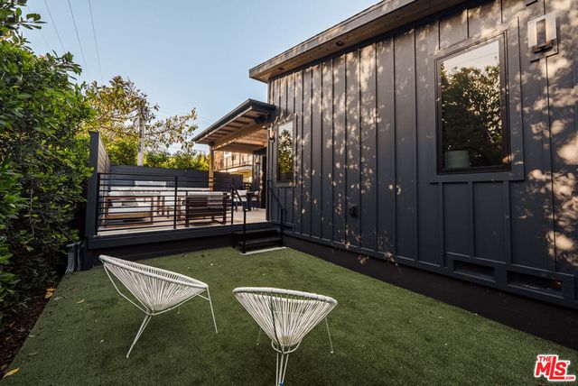 3021 Kelton Avenue, Los Angeles, CA 90034