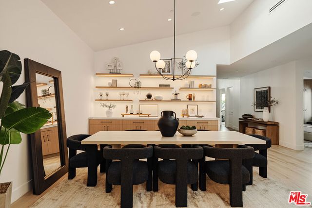 3021 Kelton Avenue, Los Angeles, CA 90034