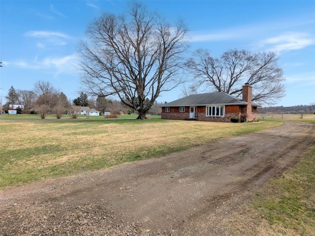 7081 W LAKE Road, Fairview, PA 16415