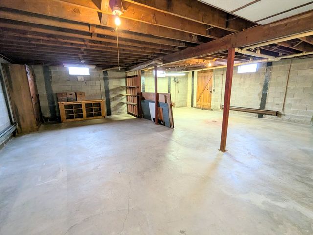 7081 W LAKE Road, Fairview, PA 16415