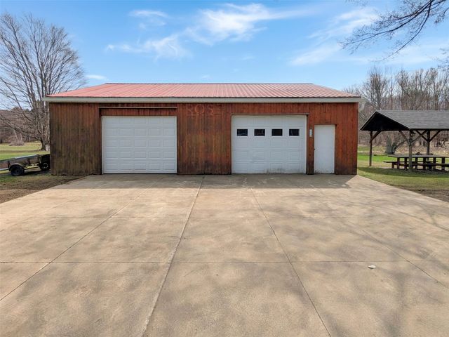 7081 W LAKE Road, Fairview, PA 16415