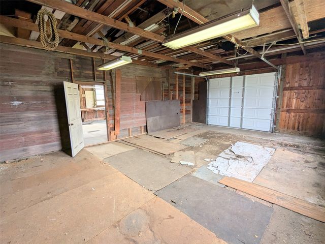 7081 W LAKE Road, Fairview, PA 16415