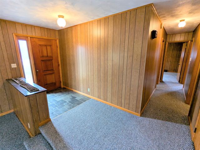 7081 W LAKE Road, Fairview, PA 16415