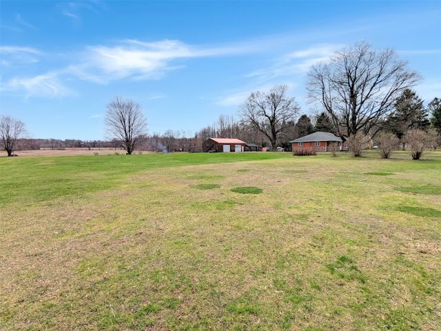 7081 W LAKE Road, Fairview, PA 16415