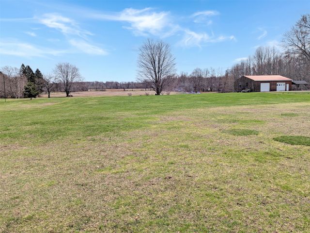 7081 W LAKE Road, Fairview, PA 16415