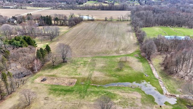 7081 W LAKE Road, Fairview, PA 16415