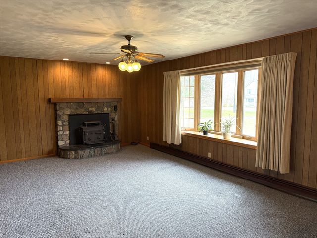 7081 W LAKE Road, Fairview, PA 16415