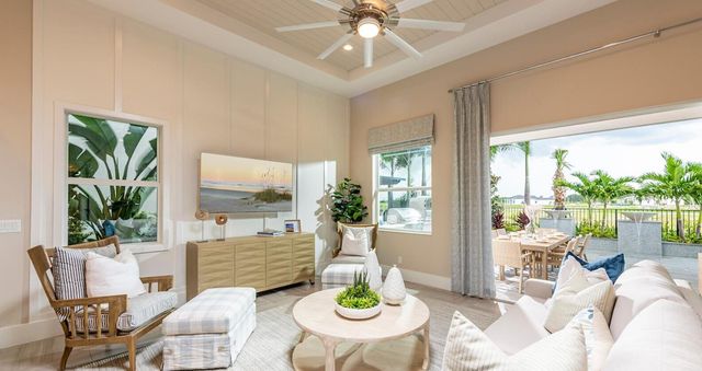 9858 Regency Way, Palm Beach Gardens, FL 33412