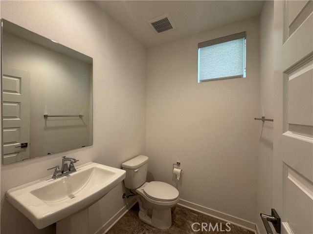 7018 Aloe Ln, Fontana, CA 92336