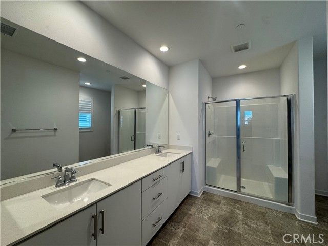 7018 Aloe Ln, Fontana, CA 92336